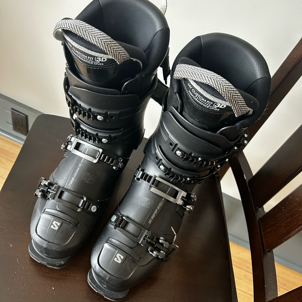 Salomon Black Ski Boots